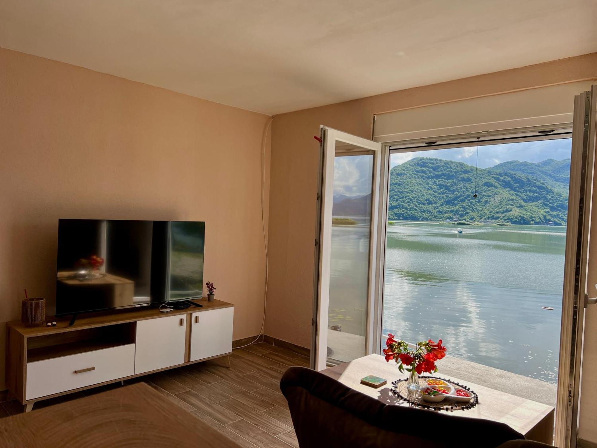 Lakeside Harmony Apartment Golubovci Kültér fotó