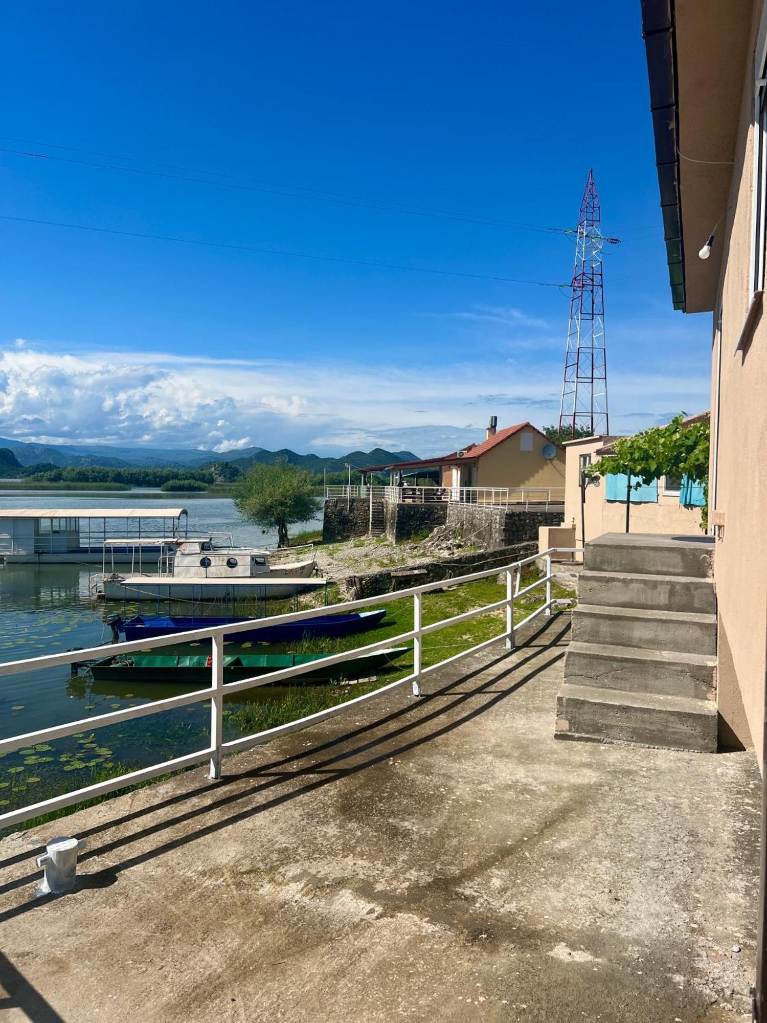 Lakeside Harmony Apartment Golubovci Kültér fotó